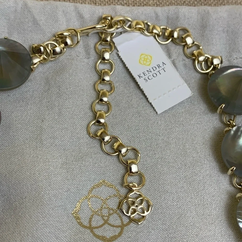 Kendra Scott NWT Jolie Gray Illusion 14K Gold-Plated Statement Necklace +Pouch